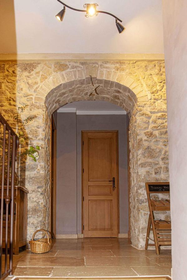 Mas Des Rabasses Bed and Breakfast Le Pontet  Exteriör bild