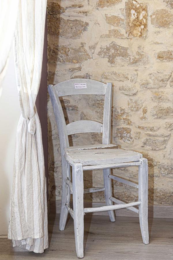 Mas Des Rabasses Bed and Breakfast Le Pontet  Exteriör bild