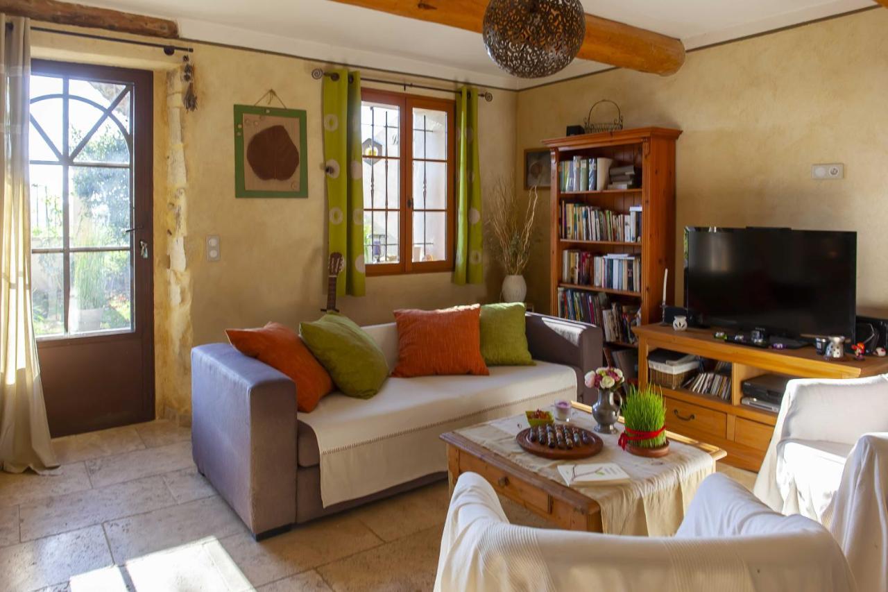 Mas Des Rabasses Bed and Breakfast Le Pontet  Exteriör bild